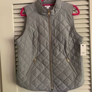 Crown and Ivy quilted puff vest